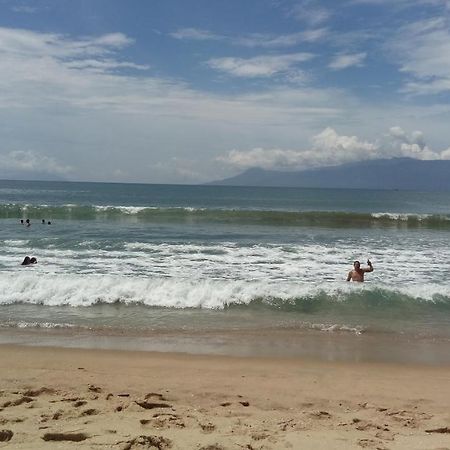 Montanhas Bem Te VI Hotel Caraguatatuba Bagian luar foto